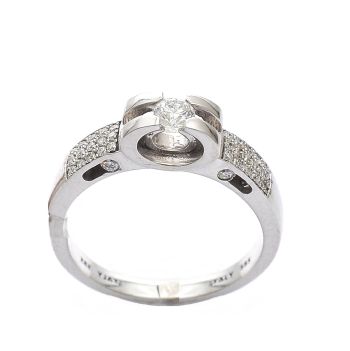 White gold engagement ring with diamonds 0.28 ct